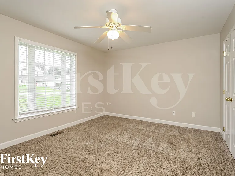4767 Audrey Dr — Photo 12