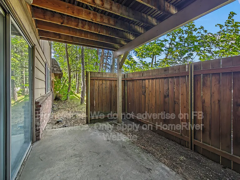 3211 S Regal St #5 — Photo 20