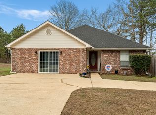 122 N Rawls Rd, Sumrall, MS 39482