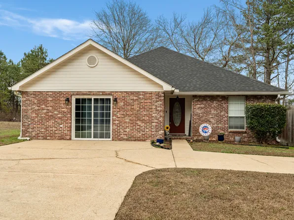 122 N Rawls Rd, Sumrall, MS 39482