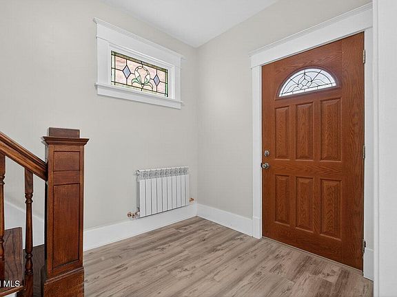 4th image of 41 Mereline Avenue