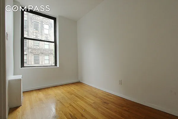 Rented by Compass | media 9