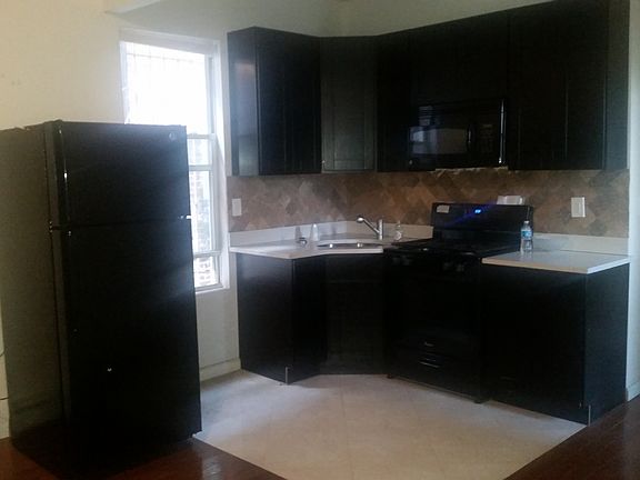 3rd image of 3259 58th St