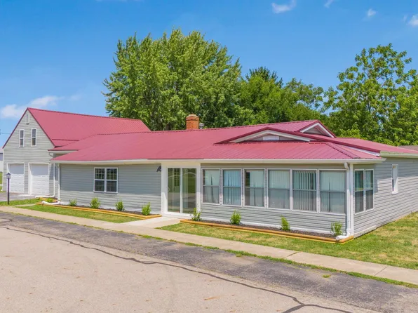 10790 2nd St, Mount Sterling, OH 43143