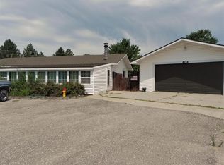 604 Linden Ave, Grand Island, NE 68801
