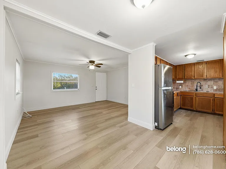 1520 Hunter Rd #A — Photo 1