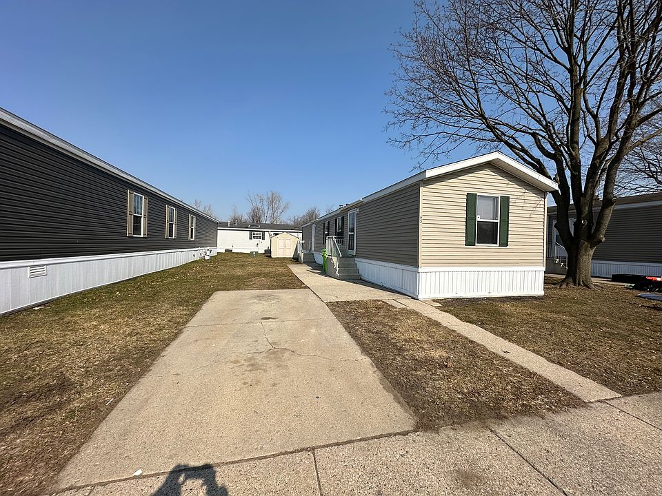 26 Marlene Ct White Lake MI Zillow