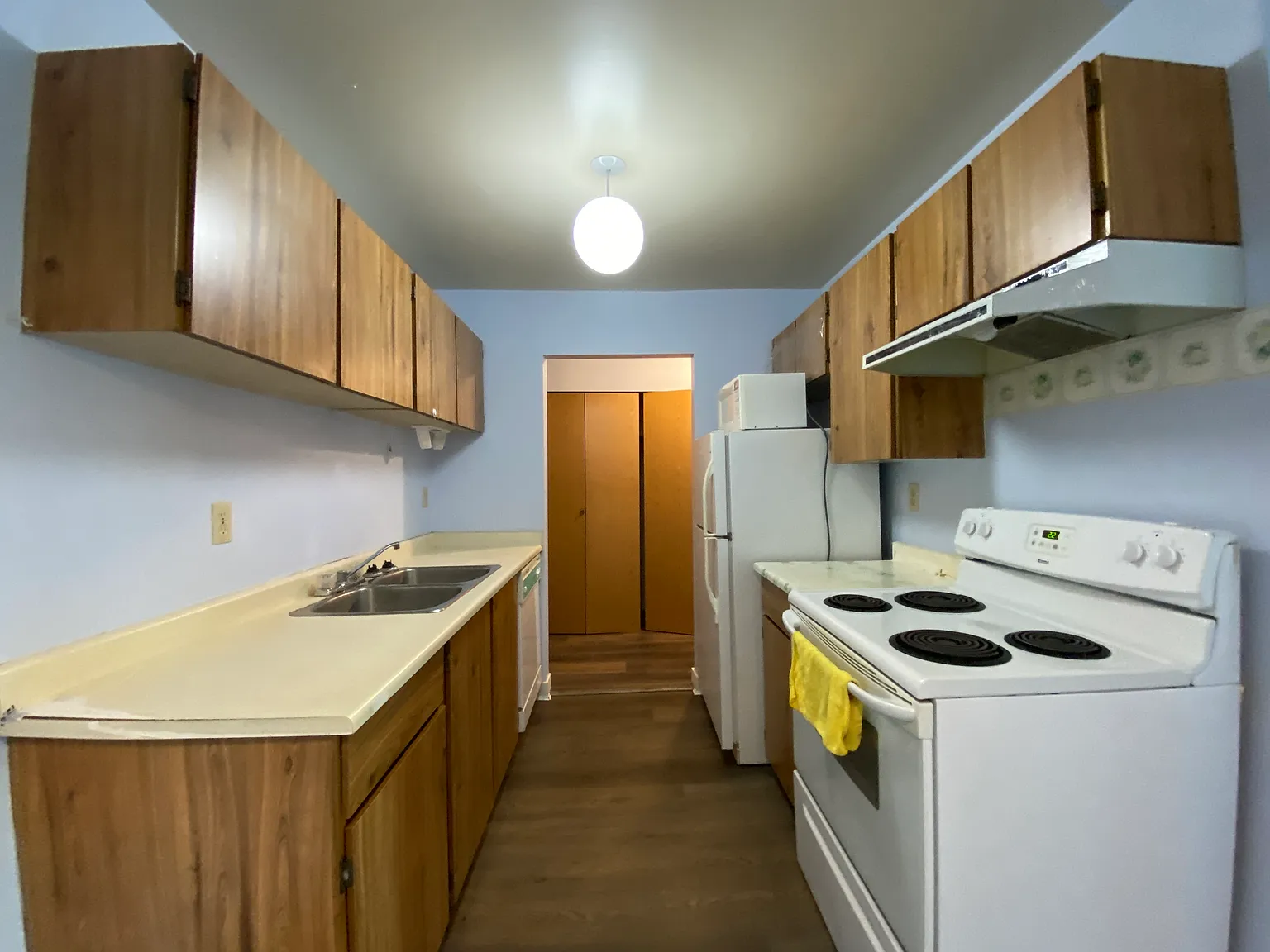 2 bed, 950 sqft, $2,000 — Photo 3