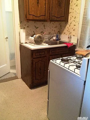 Sold by Laffey Real Estate | media 17