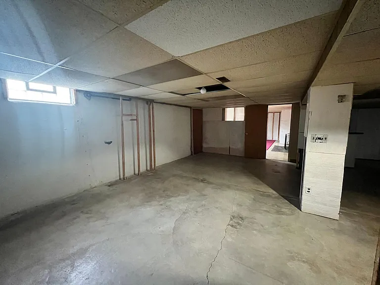 525 Far Hills Ave — Photo 23