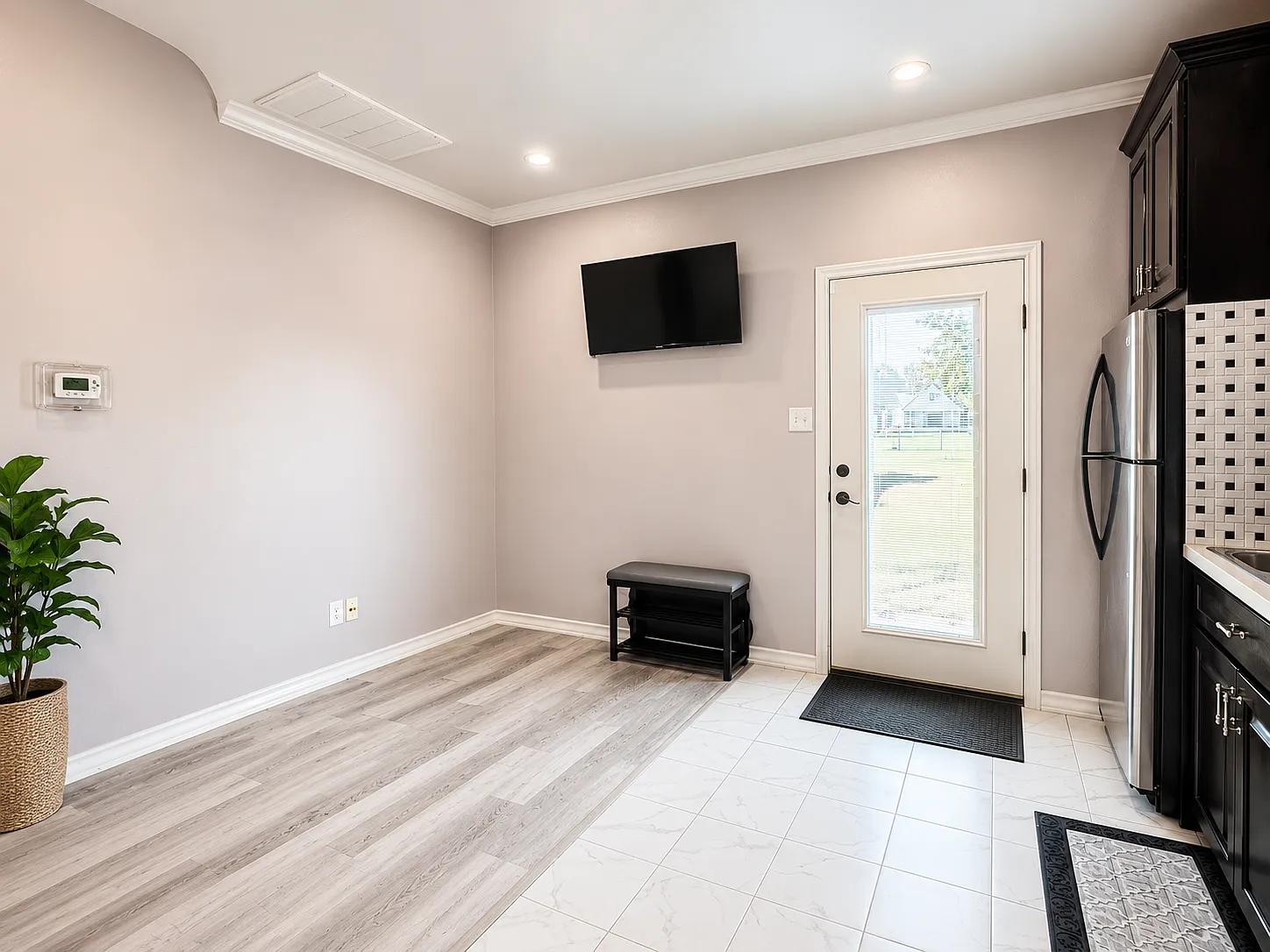 1 bed, 600 sqft, $1,300 — Photo 3