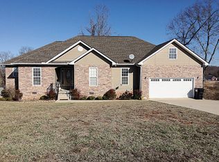 1002 S Bunker Hill Rd, Sparta, TN 38583