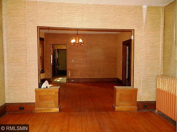 4th image of 3106 Minnehaha Ave