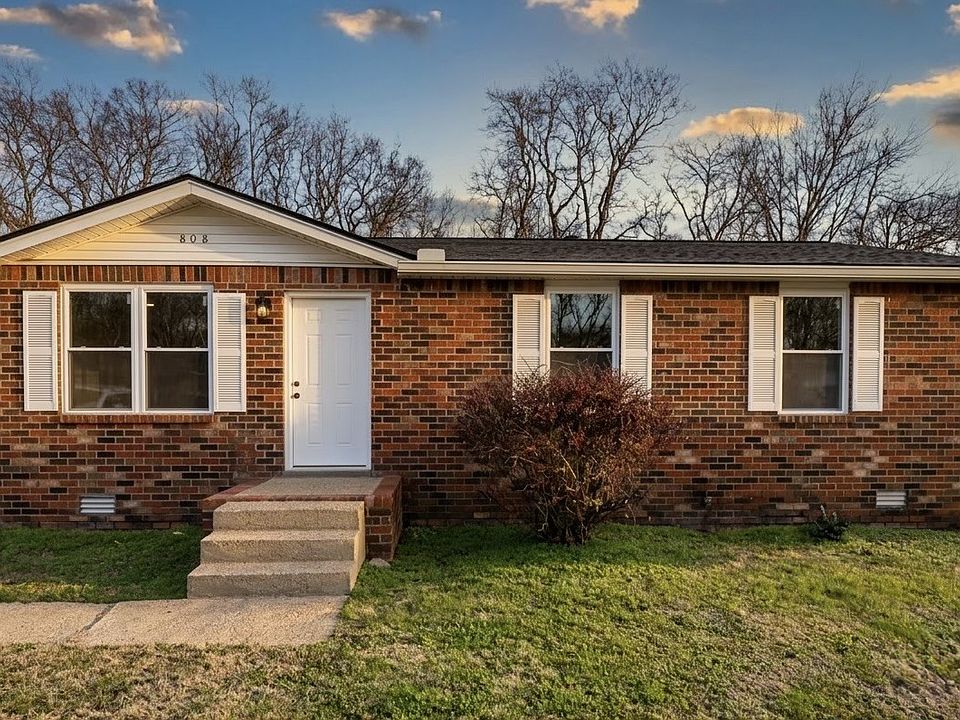 1st image of 808 Hughes St