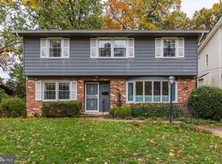 1004 Loxford Ter, Silver Spring, MD 20901