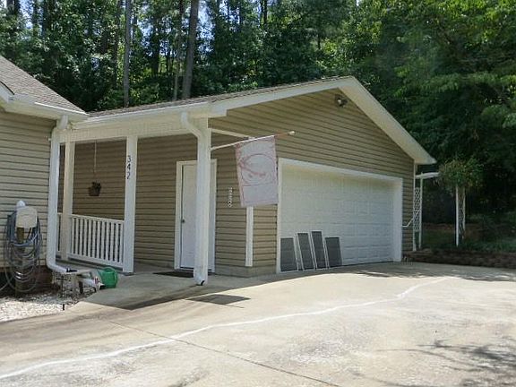 2nd image of 342 Lakeside Dr #117
