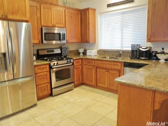 2nd image of 6298 Pine St