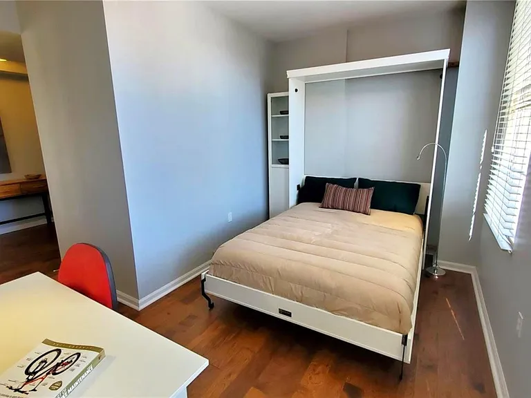 475 W 12th Ave #8H — Photo 30