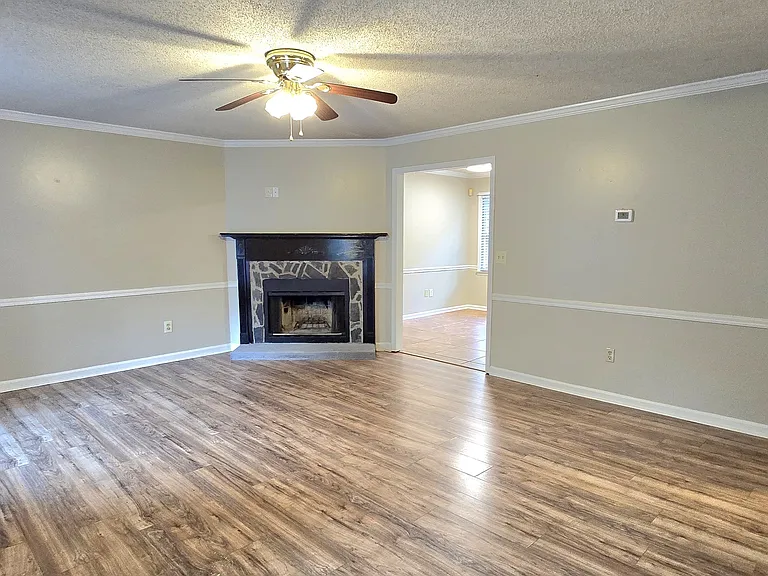 70 Covey Trl — Photo 5