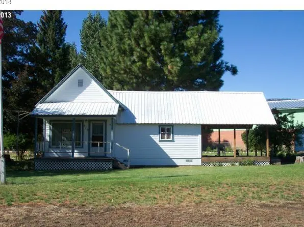 315 N Main St, Halfway, OR 97834