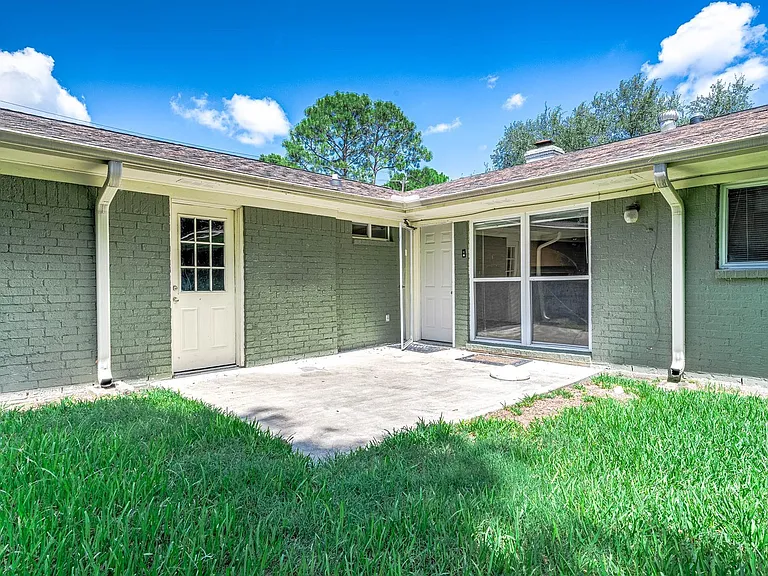 5331 Imogene St — Photo 32