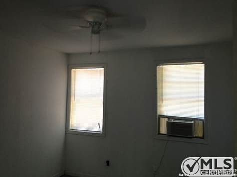 4th image of 3807 Eldridge Ave APT 2