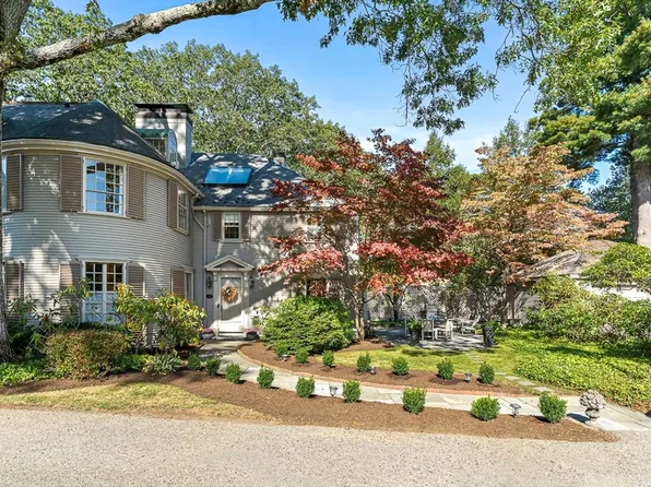 2 Phillips Pond Rd, Natick, MA 01760