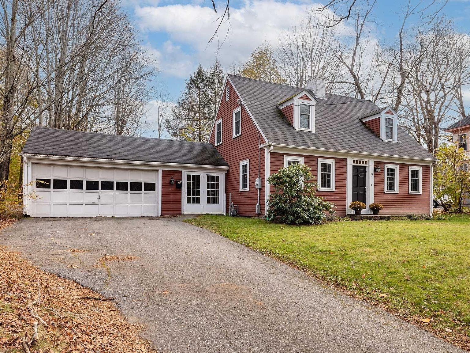 7 Arch Street Dover NH 03820 Zillow