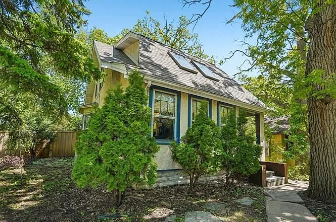 2955 Fillmore St NE — Photo 25