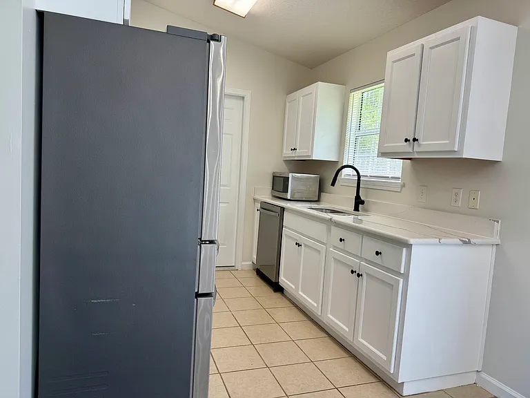 149 Aidan Ct — Photo 3