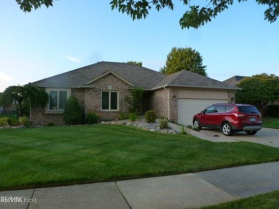 5th image of 34265 Aspen Park Dr
