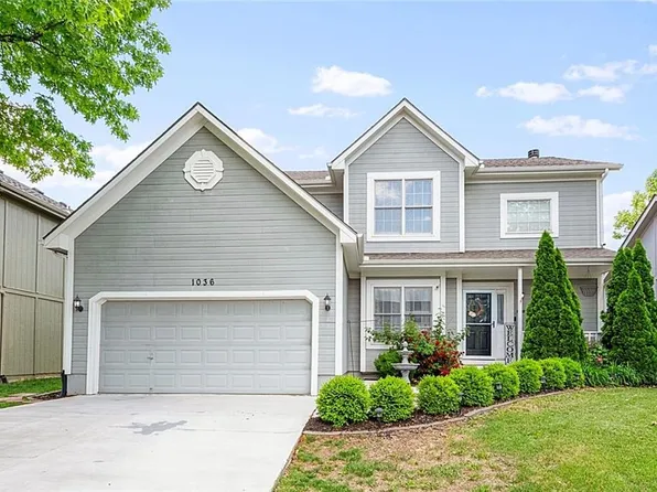 1036 N Crest Dr, Olathe, KS 66061