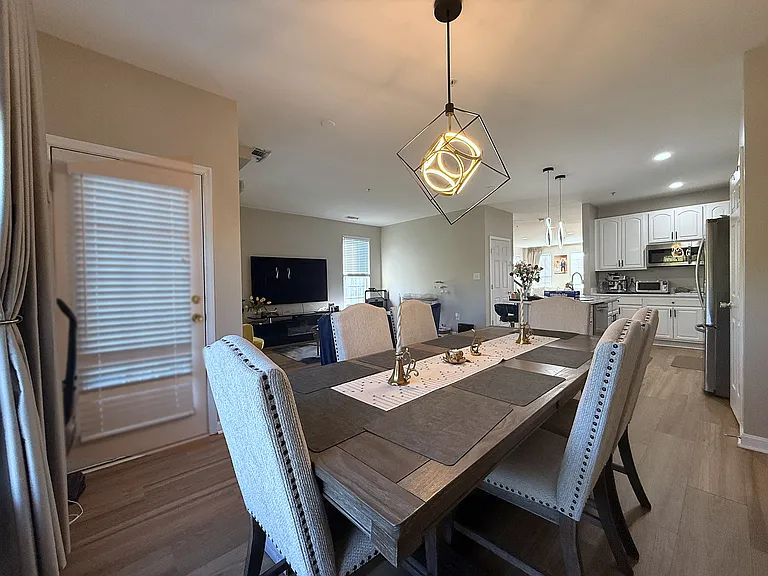 15505 John Diskin Cir — Photo 43