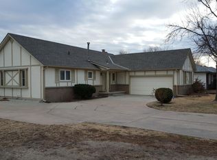 8801 W Bekemeyer St, Wichita, KS 67212