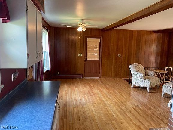 5th image of 8770 Squirrel Hill Dr NE