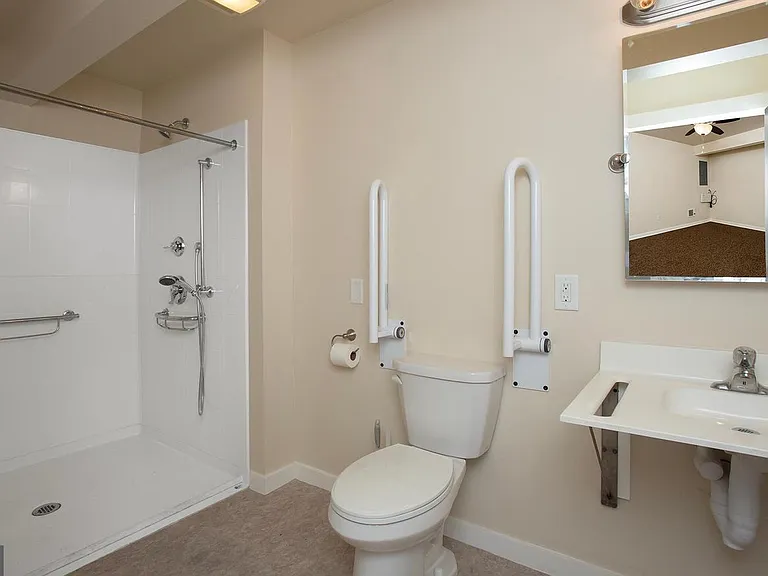 523 Sunday Dr — Photo 15