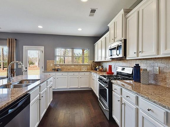5th image of 104 Farrow Ct #42I2CO