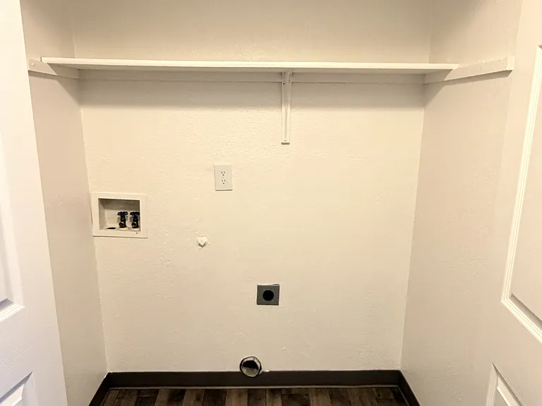 Orchard View Apartments — Photo 14
