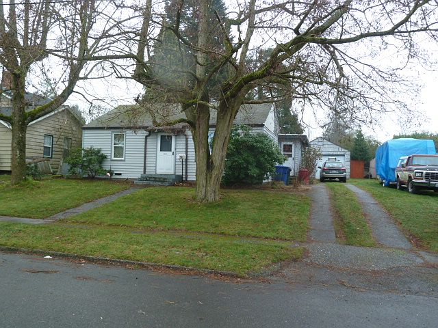 1st image of 17216 33rd Ave S