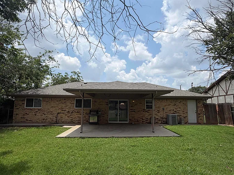 4721 Cypress Ave — Photo 19