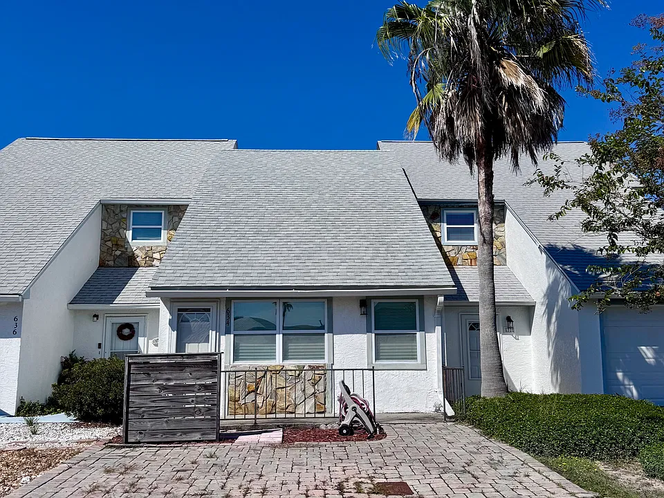 634 Gulf Aire Dr