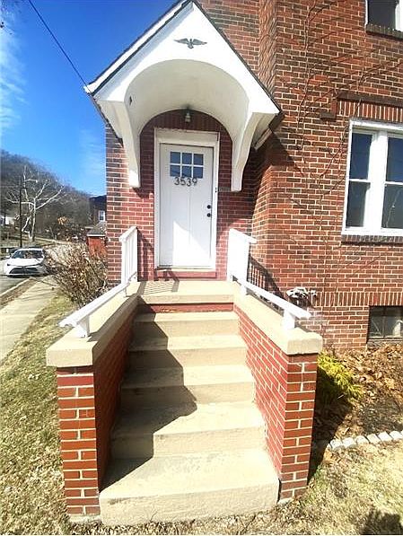 1st image of 3539 Orchard St