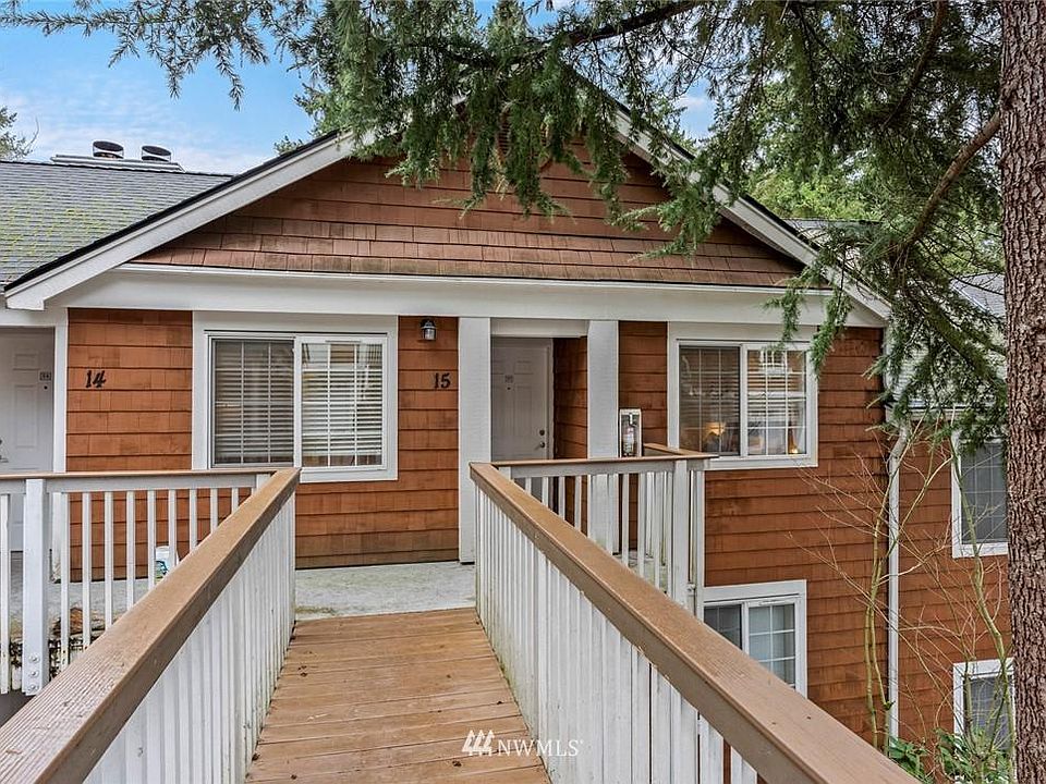 1st image of 3018 128th Ave SE APT 15