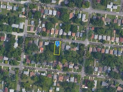 9016 Bessemer Ave, Saint Louis, MO, 63134