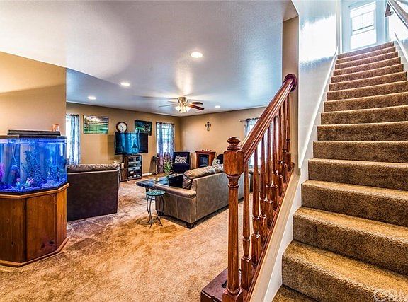 5th image of 10226 Flallon Ave