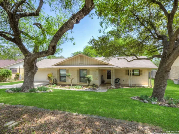 231 Forrest, Universal City, TX 78148
