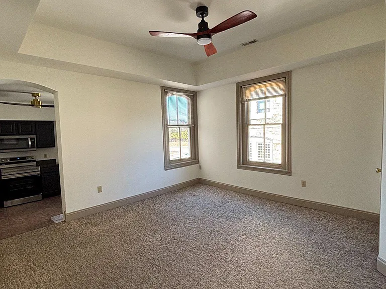 209 E 5th Ave #2 — Photo 17