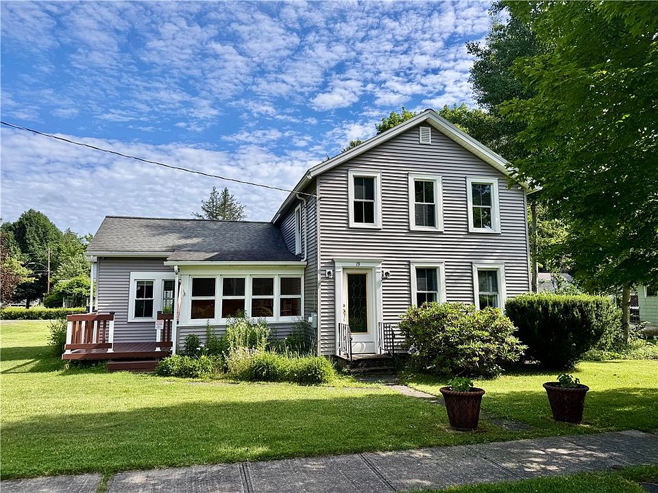 1st image of 19 Watson St