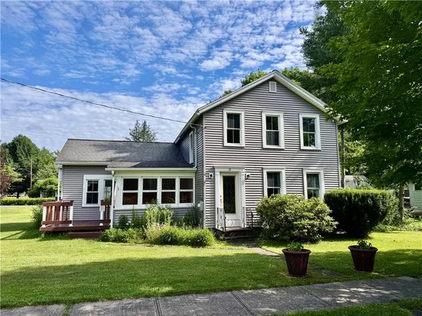 19 Watson St, Unadilla, NY 13849