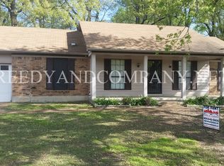 5740 Crievewood Dr, Bartlett, TN 38135